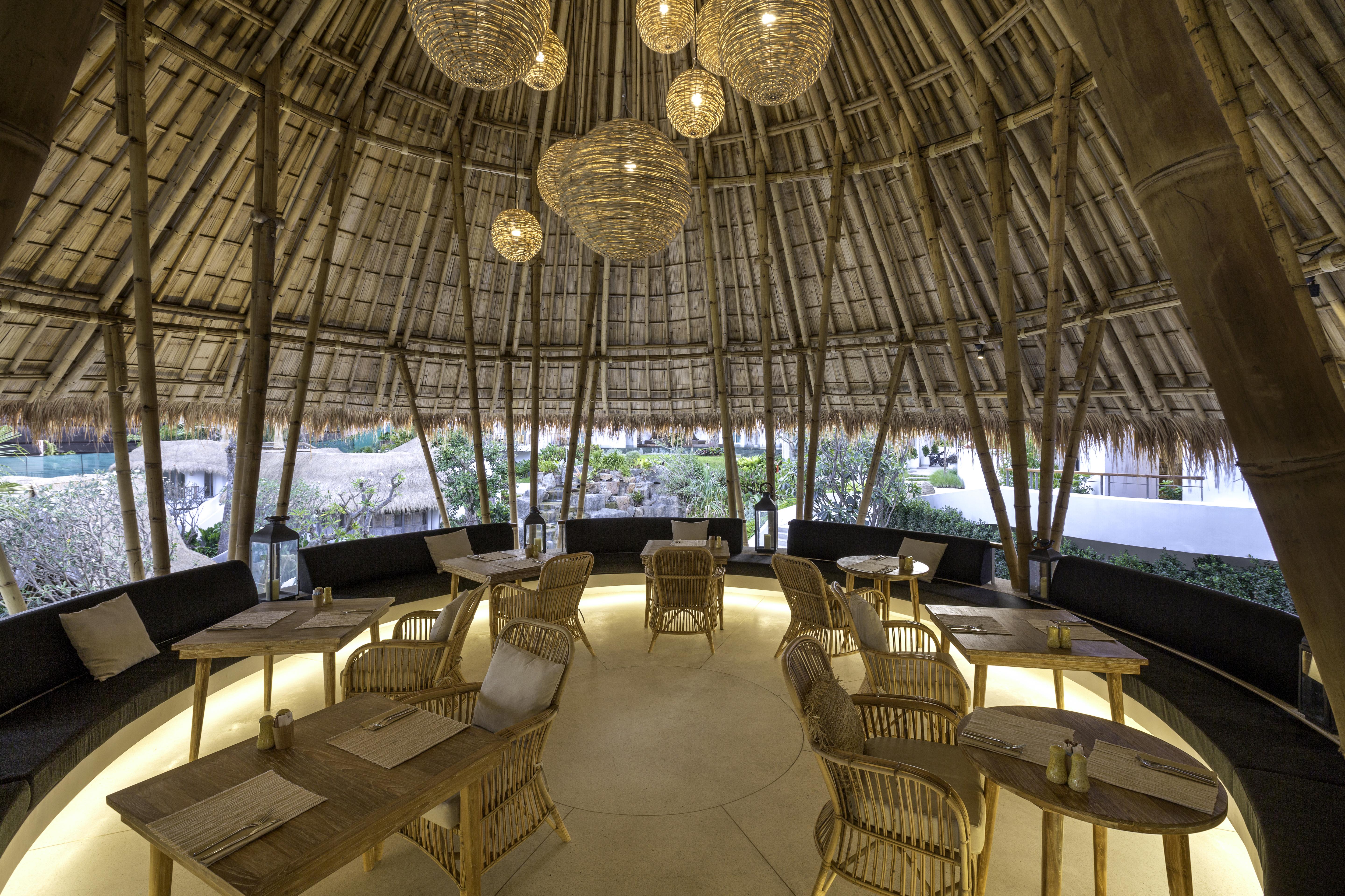 Eden Beach Khaolak Resort And Spa A Lopesan Collection Hotel - Sha Extra Plus Khao Lak Exterior foto The interior of the restaurant