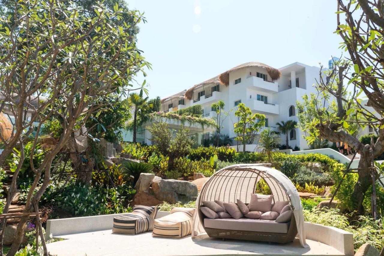 Eden Beach Khaolak Resort And Spa A Lopesan Collection Hotel - Sha Extra Plus Khao Lak Exterior foto The resort's gardens